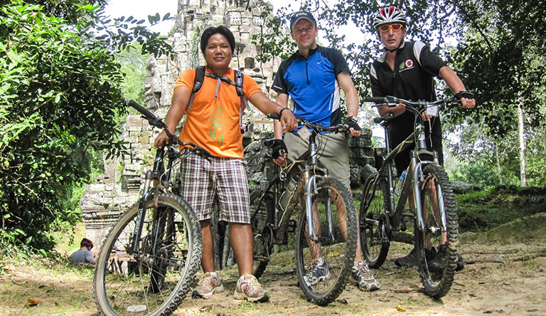 The Fin Travel & Tours